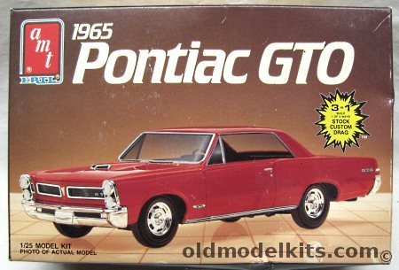 AMT 1/25 1965 Pontiac GTO 3 in 1, 6593 plastic model kit